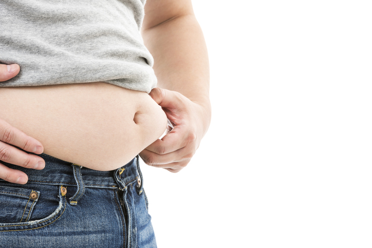 腰痛の原因は肥満にあり？｜ダイエットにおすすめな体幹トレーニングやストレッチを紹介！