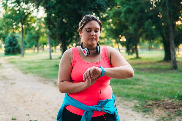 ウォーキングダイエットを成功させるには？正しい歩き方と時間などを解説