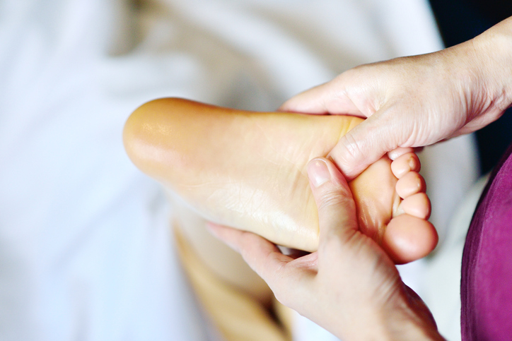 睡眠不足に効果的なツボとは？ツボを押して寝不足を解消しよう！【2023年1月】