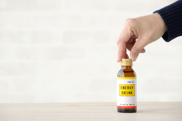 寝る前の栄養ドリンクの効果とは？風邪・疲労回復に効果的？【2023年1月】