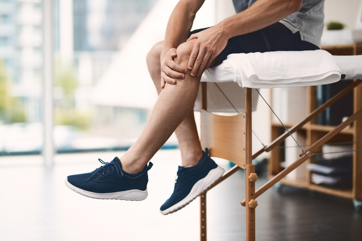 この膝の痛みは、どれぐらい危険？進行度合い別の症状を徹底解説